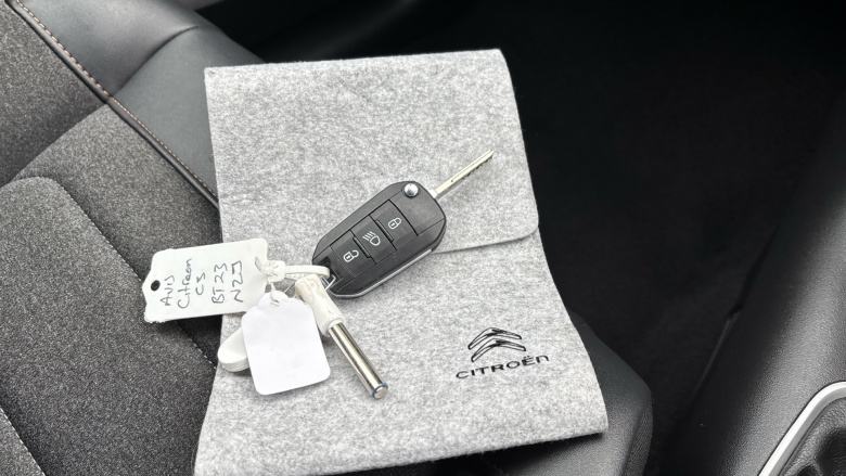 Citroen C3 1.2 PureTech Shine Plus 5dr Petrol Hatchback